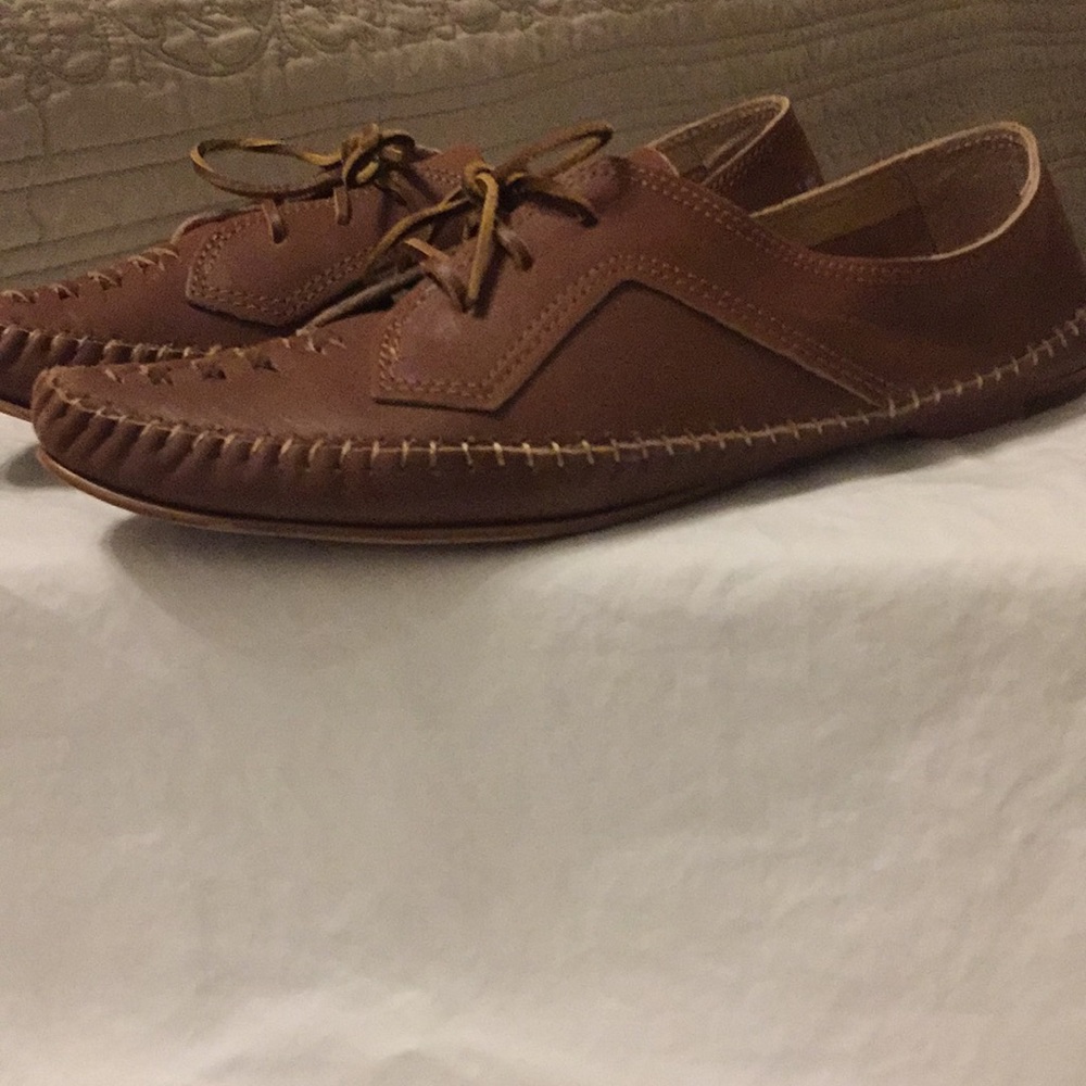 Latigo tie moccasins